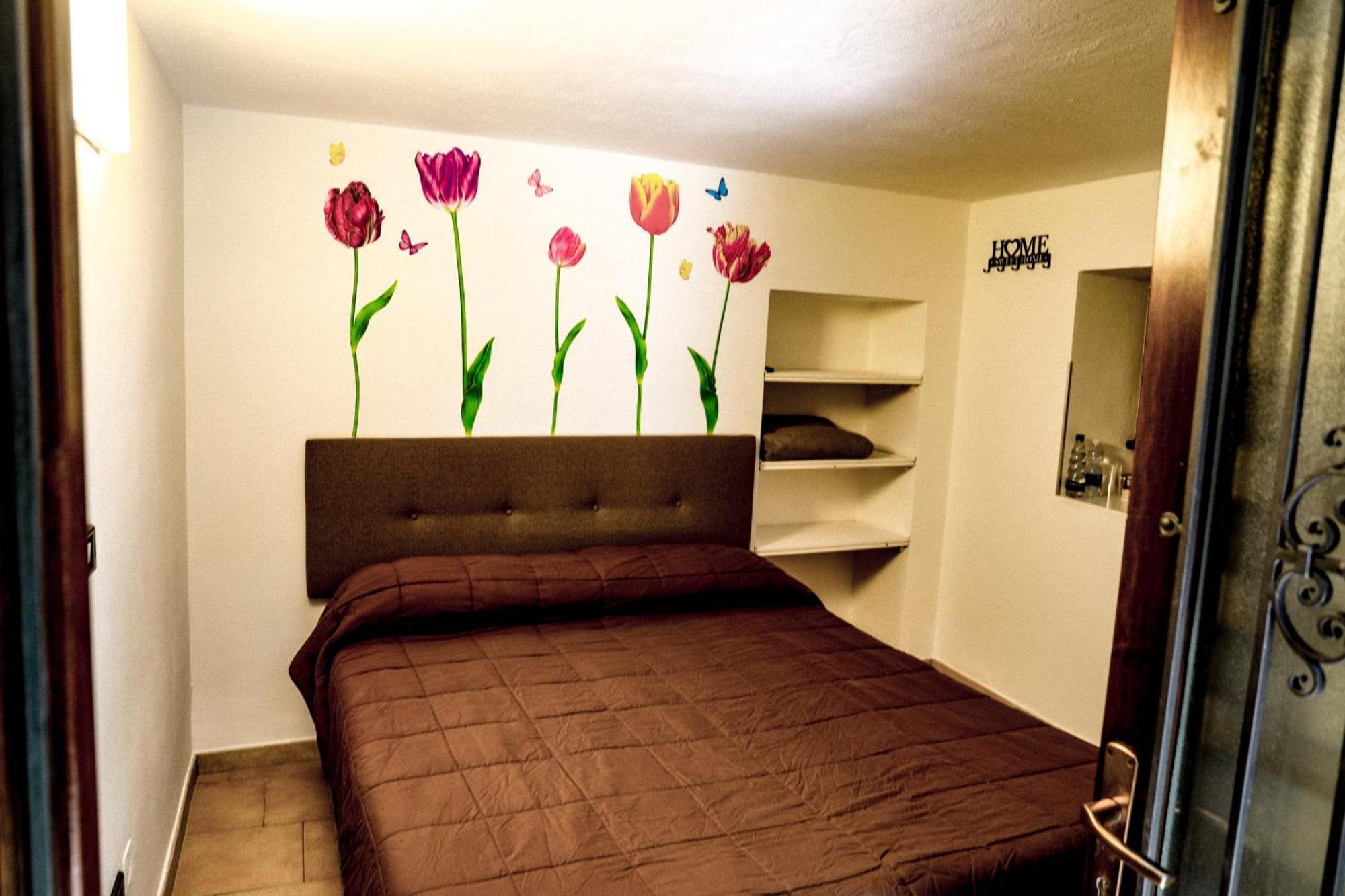 Vittoria Holiday House - Tulip Apartment And Tulip Room Stresa Buitenkant foto